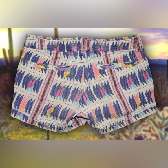 American Eagle Boho Print Stretch Shorts Sz 6 - Picture 2 of 3
